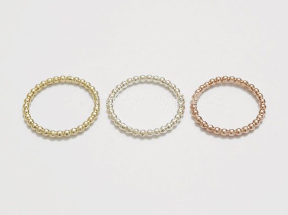 Anneaux de cercle en carton ondulé, La conception de bagues simples pour les femmes Anneau de perles de vague plaqué argent