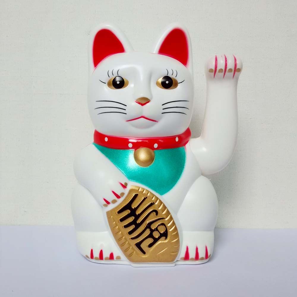 Maneki Neko Lucky Cat Feng Shui  Waving Wealth Fortune Cat  