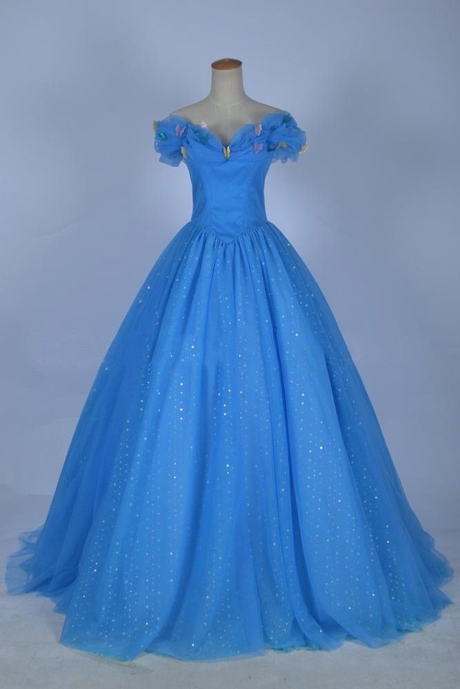 Así será el vestido de novia de Cenicienta y el resto del vestuario del  filme