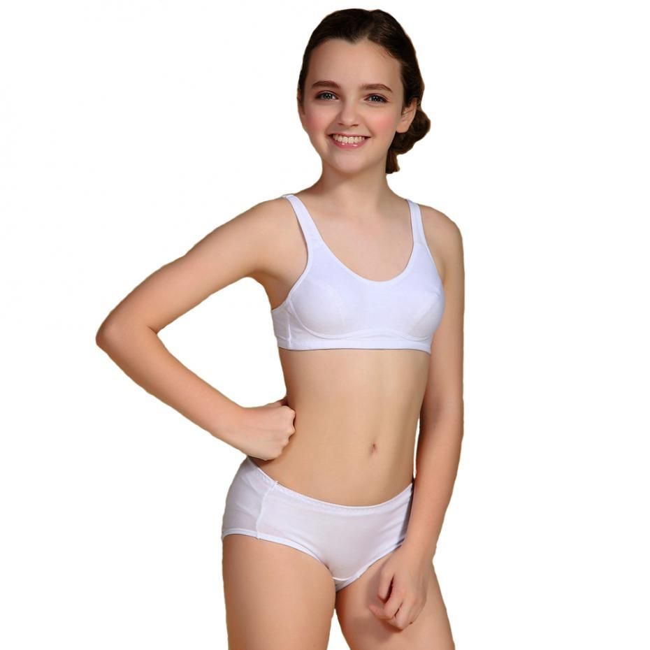 It's free shipping made easy Hanes Girls Bras Our Hanes training bras make a girl’s first step in growing up as easy and comfortable as possible. We start by designing our girls’ bras with soft, comfy fabrics and add features like lined cups with complete coverage for modesty and support.