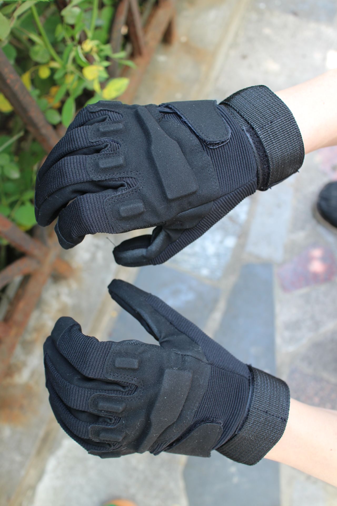 mens tactical gloves