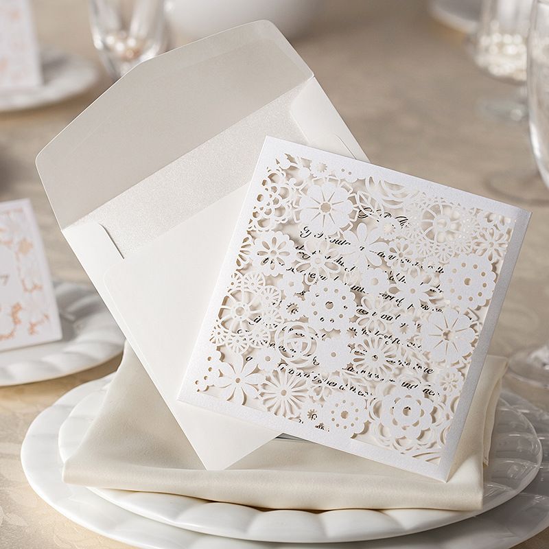 2018 new wedding invitations card white lace flora laser cut party