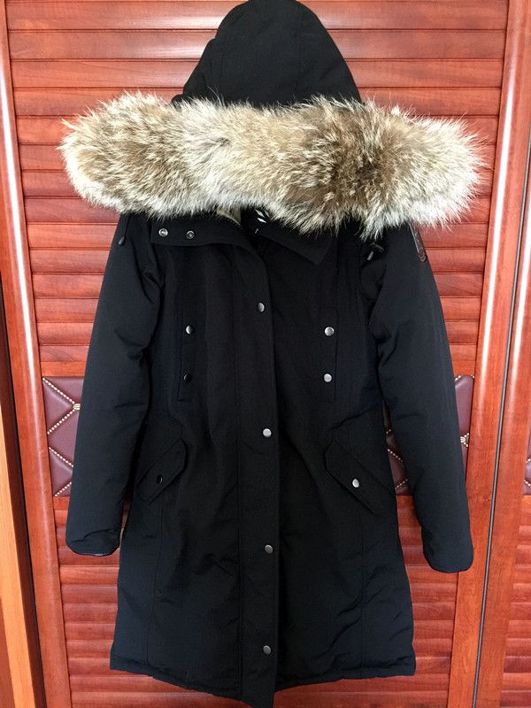 2017 Real Pictures Arctic Bay Charlotte Parka With Removable Lavish ...