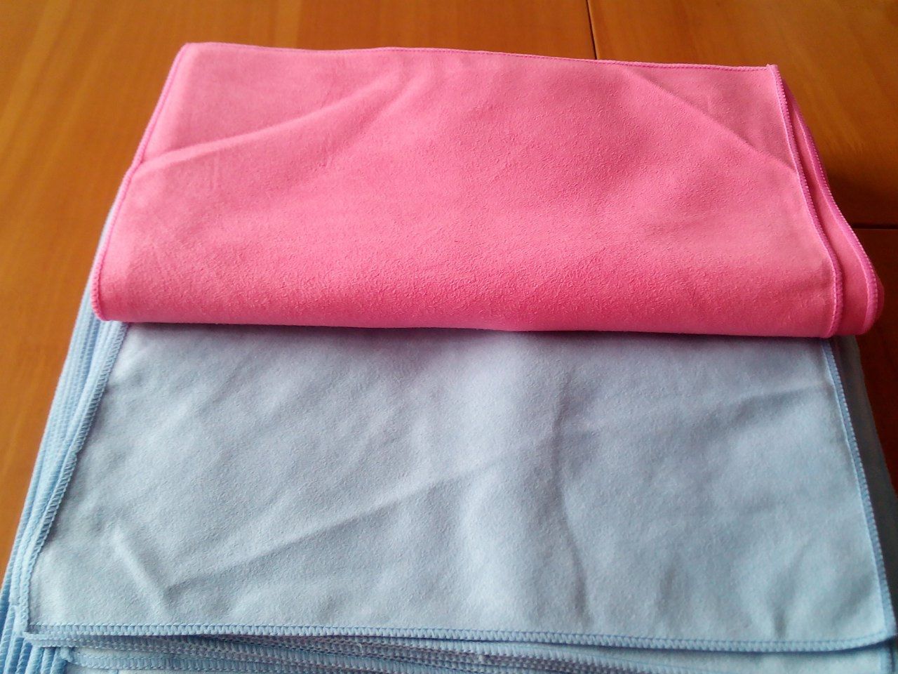 Mikrofiber Kumaş Nasıl Temizlenir Mikrofiber Kumaş Nasıl Temizlenir