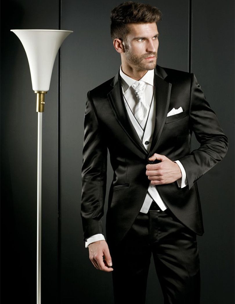 One-Button Black Groom & Groomsmen Suits