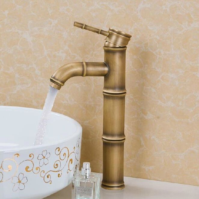 Wasserhahn Antik Bad