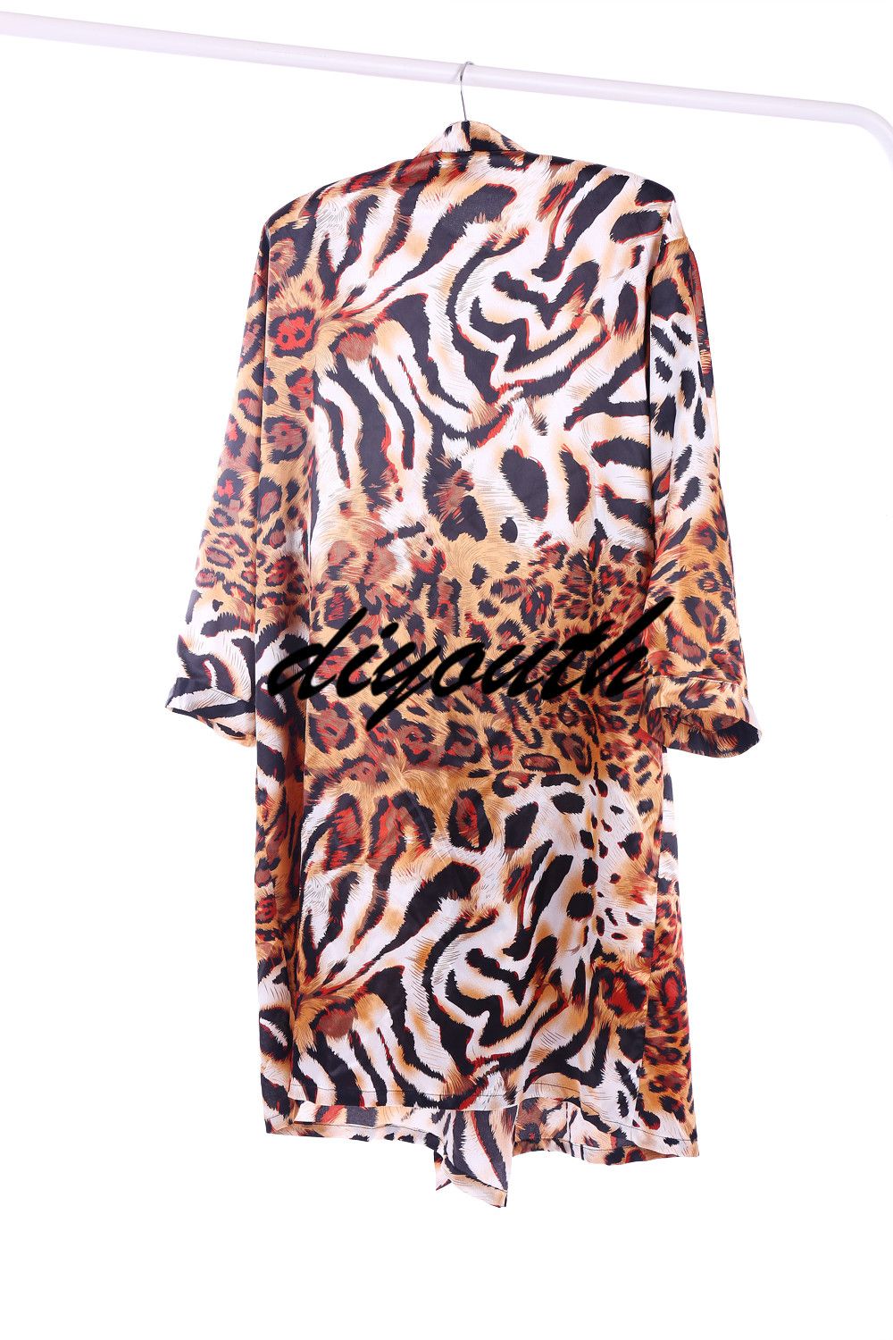 2021 Leopard Print Satin Silk Robe Kimono Bride And Bridesmaid Robes ...