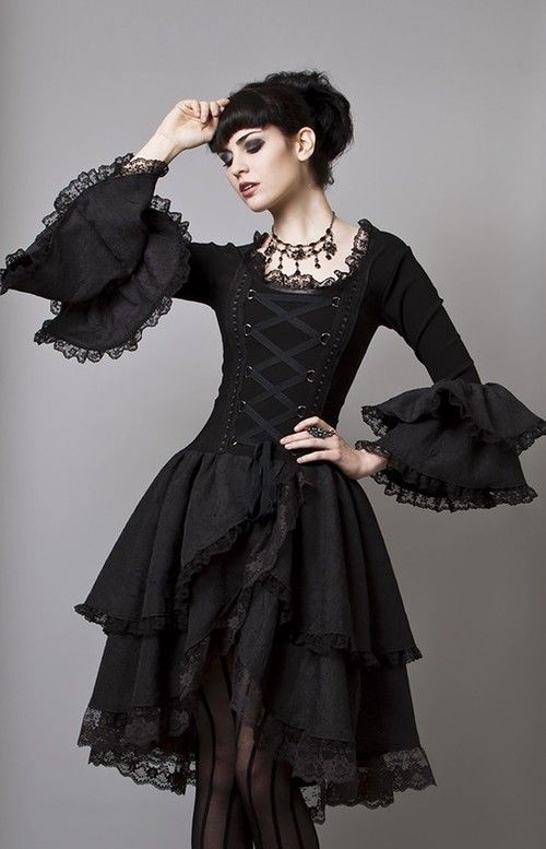 Long Sleeve Gothic Black Evening Dress A Line Hi Lo Sexy Vintange Prom