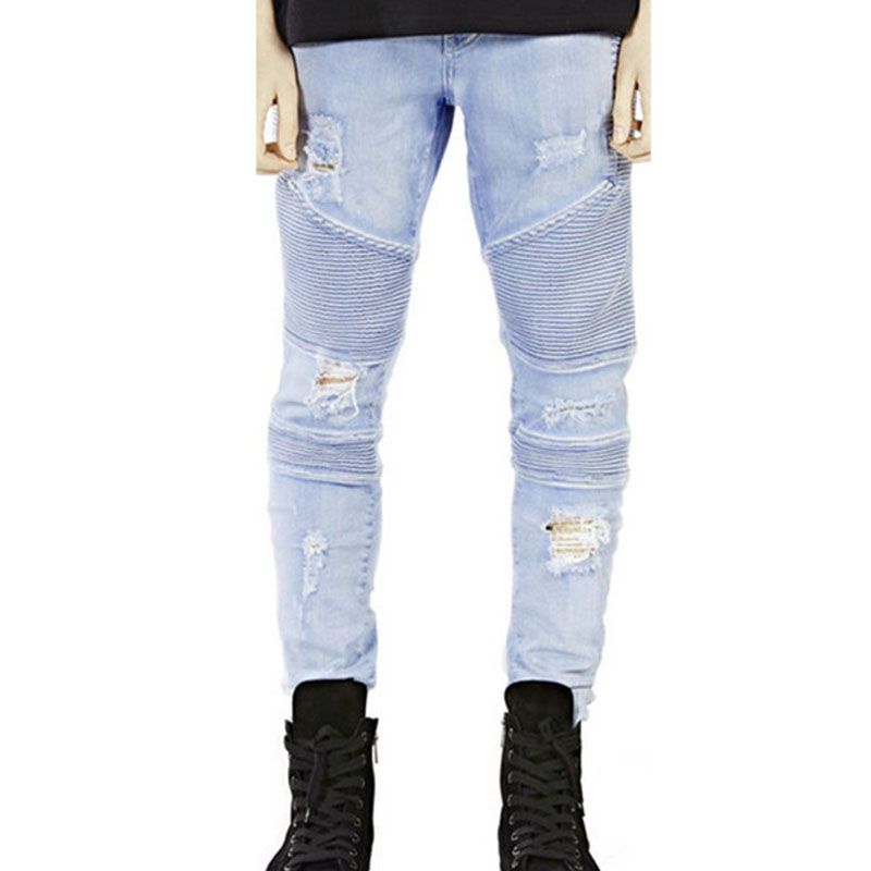 Narrow by: Click here to discover Mott & Bow.. I really love their approach to denim, especially their commitment to helping you find the perfect fitting pair of jeans.