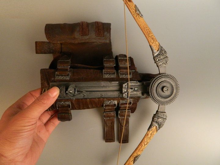 assassin's creed unity hidden blade toy