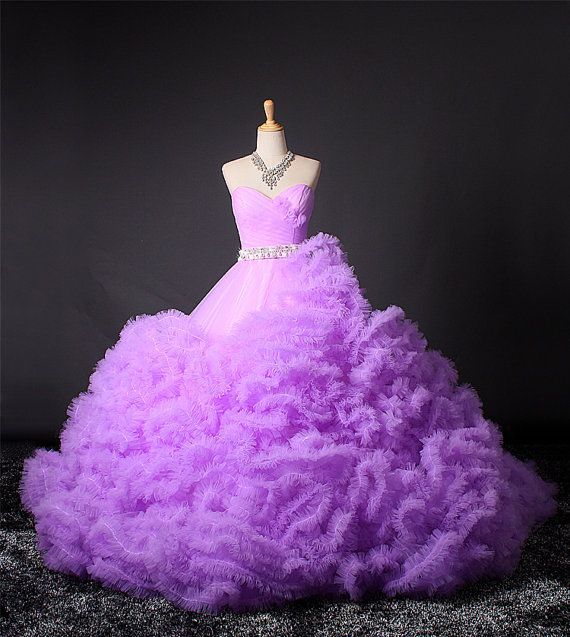 Debutantes Vestidos Roxo Vestidos Quinceanera Masquerade Strapless Doce 16 Vestidos De Baile Formal Longo Vestido De Cristal De Tule Vestido De Luxo Para 15 Anos De Vestidos De Baile Vestido Debutante Branco