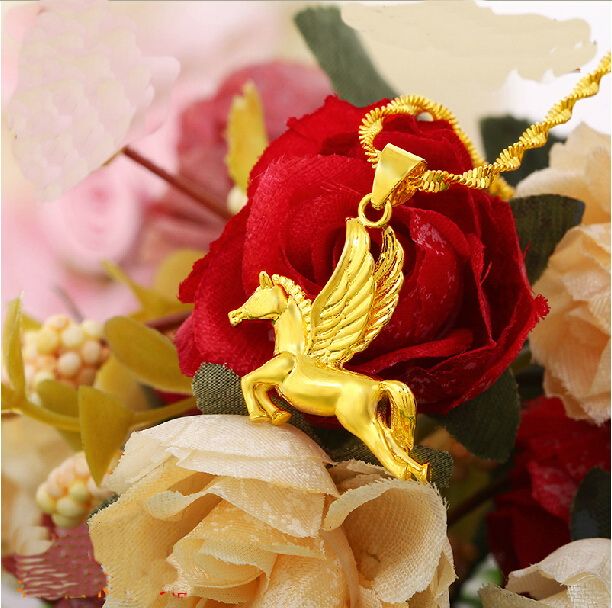 Gelb vergoldete Pferd Anhänger Halskette für Frauen, neue Pendel Welle Ketten des Designers 2016 Hochzeit Schmuck