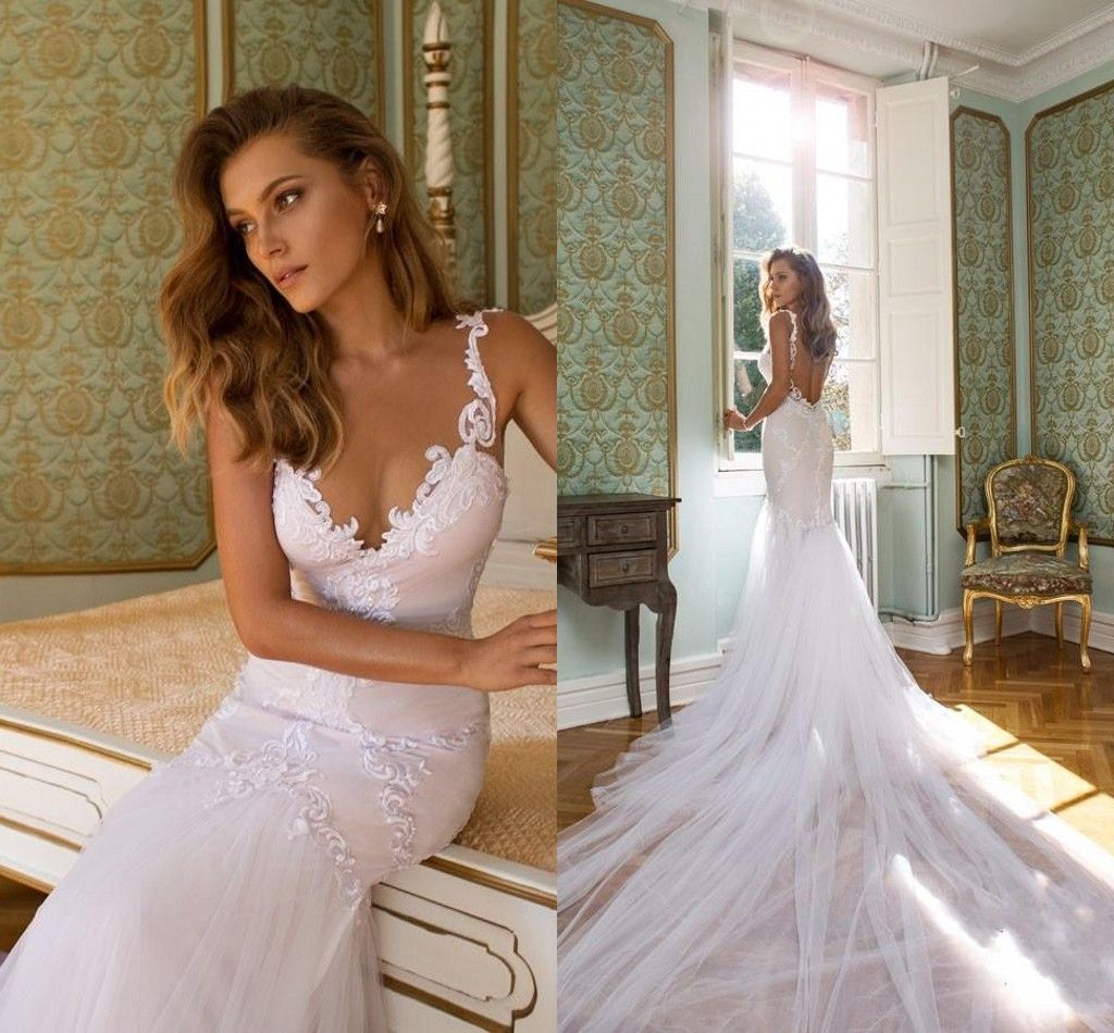 deep sweetheart neckline