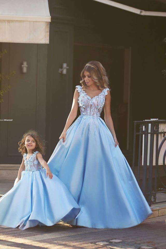 Mignon Glitz Bleu clair A-ligne robes fille fleur pour petite fille Mère et fille Robes filles Pageant Robes Communion Robes BA1763