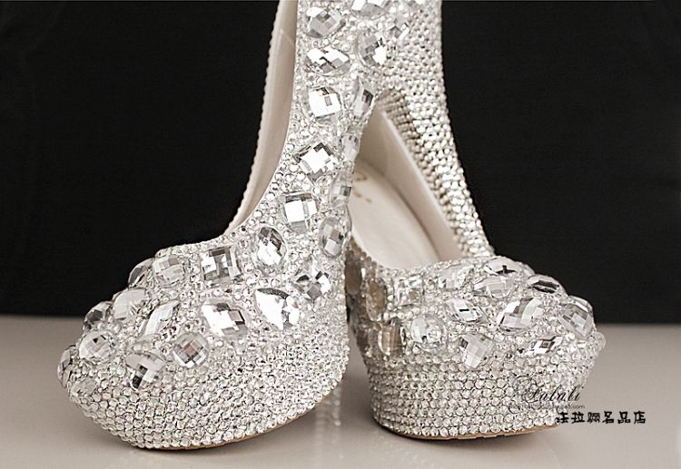 silver t bar wedding shoes