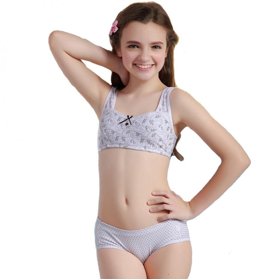 models Japanese teen