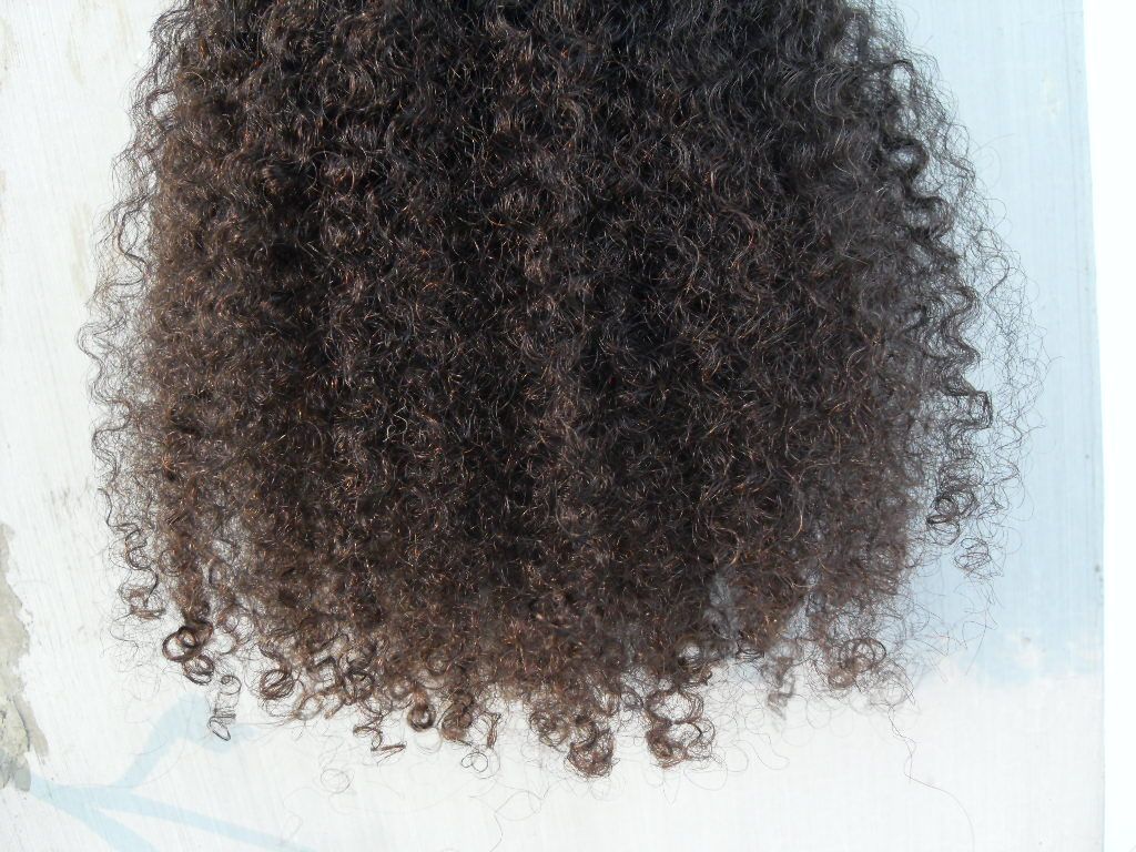 Nuovo arriva Capelli ricci umani brasiliani di trama Clip In estensioni dei capelli umani naturali, non trasformati colore nero / marrone / set Afro crespo Curl