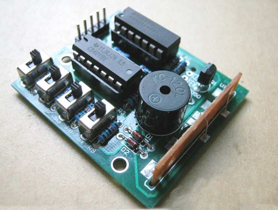 16 Box Sound Electronic Diy Kits With A Battery