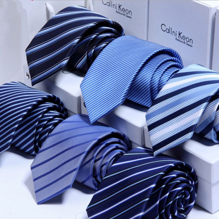 business casual men tie