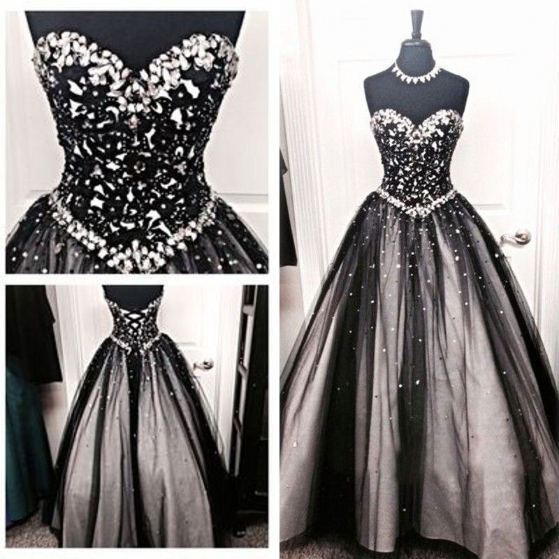 Discount 2016 Vintage Black And White Gothic Wedding Dresses A Line