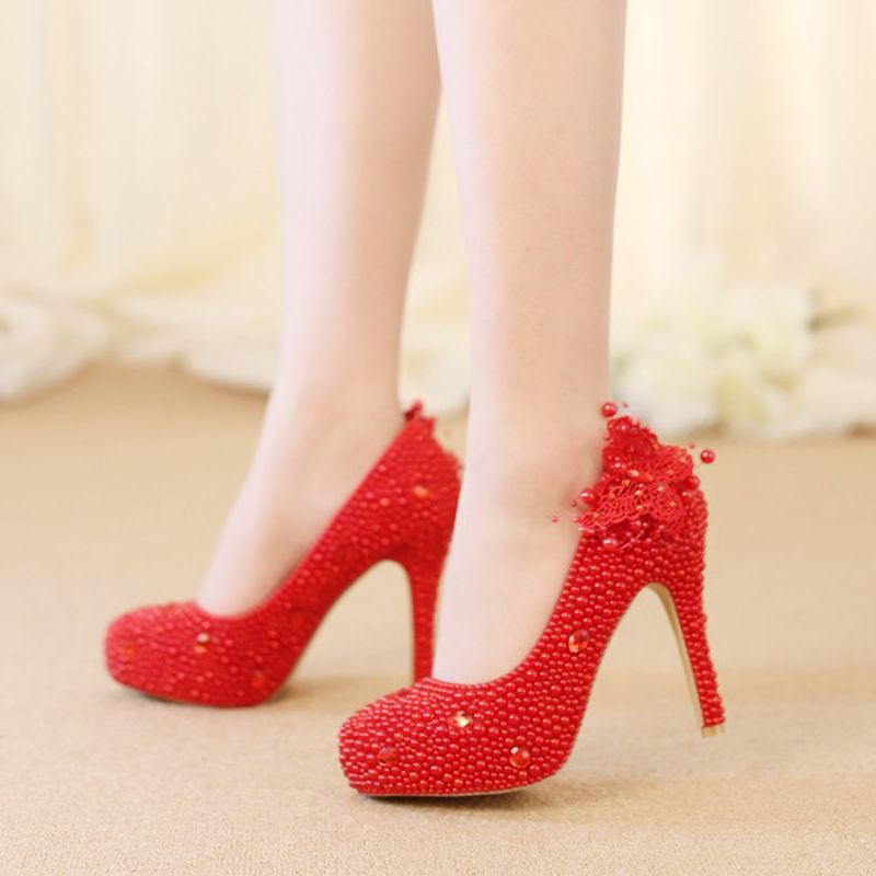 scarpe rosse sposa