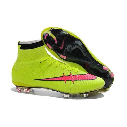 nuove scarpe da calcio nike 2016