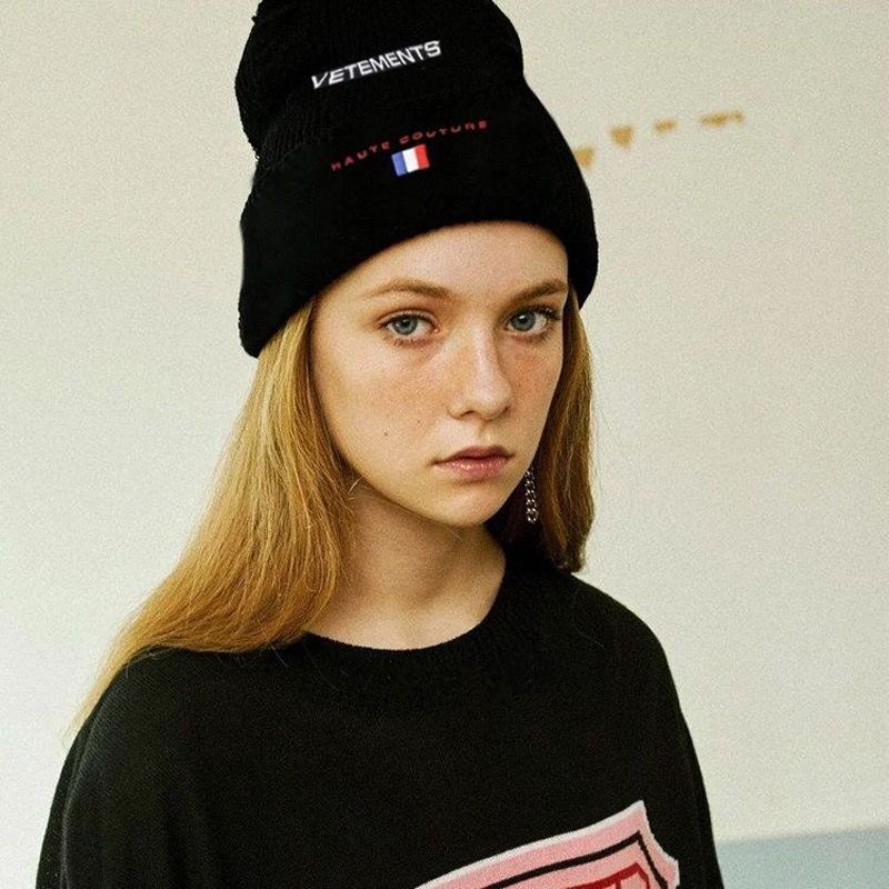 vetements haute couture hat