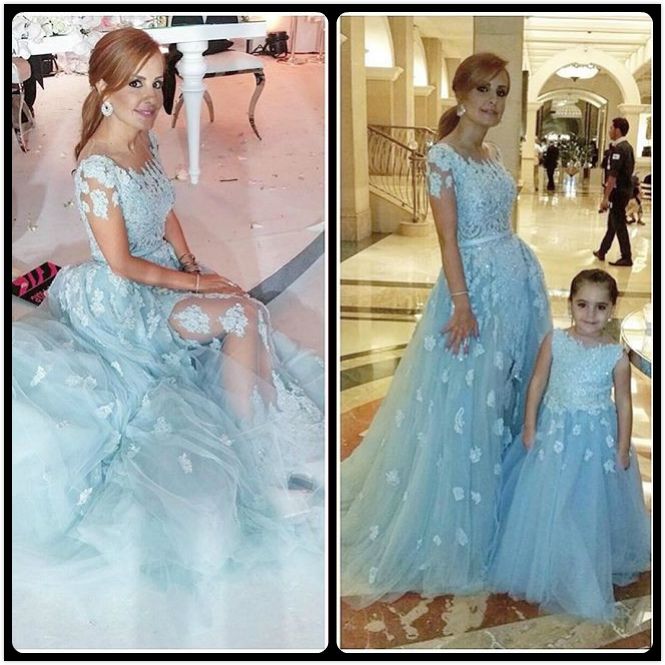 Compra Elegante Azul Claro Vestido De Noche Largo 2017 Nuevos Apliques De  Encaje Con Cuentas Madre E Hija A Juego Vestidos Formales Para Fiesta De  Graduación Vestido Barato | Entrega Rápida Y