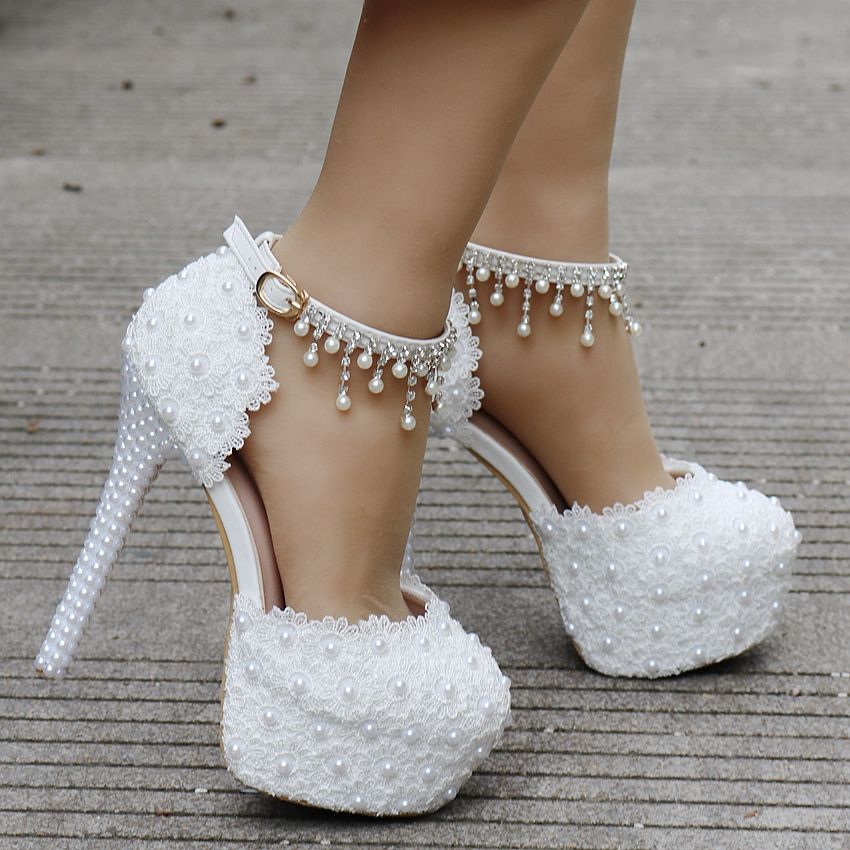 Compre Nuevos Zapatos De Boda De Tacón Alto De 14 Cm Finos Con Grandes  Yardas Impermeables Tacones Altos Zapatos De Novia Blancos A 34,01 € Del  Facai8866 | DHgate.Com