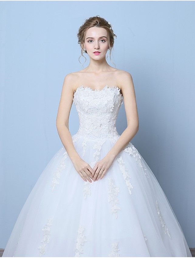 wedding dresses for skinny ladies