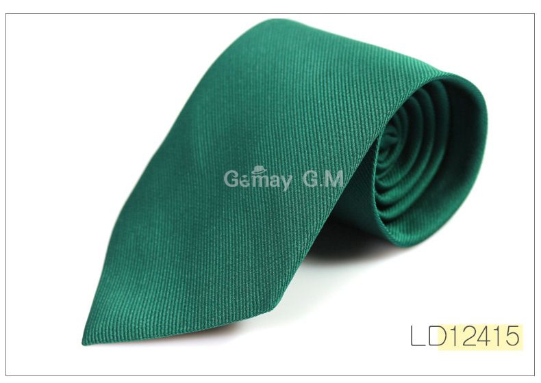 Cravate à rayures 145 * 8cm 30 couleurs flèche professionnelle couleur unie cravate cravate pour les hommes pour la fête des pères des hommes d'affaires cravate cadeau de Noël