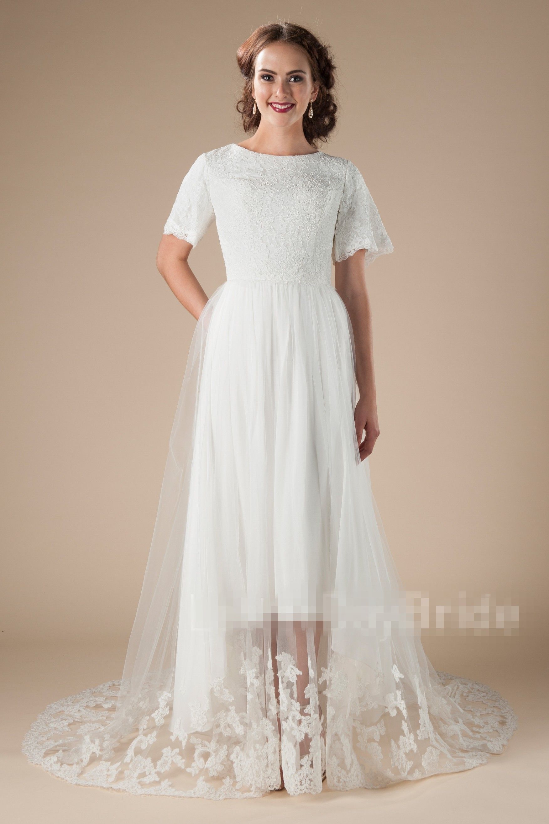 Discount 2019 New Vintage High Low Lace Modest Wedding  