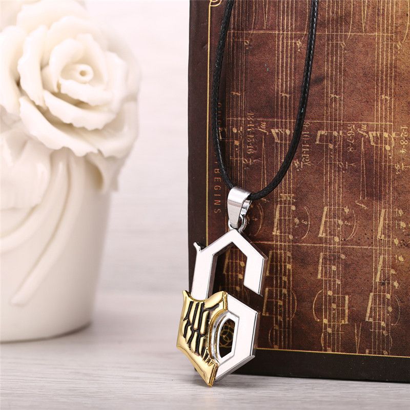 Wholesale Hot! Anime Bleach Pendant Necklace Grimmjow JeagerJaques