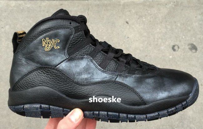 black and gold 10s