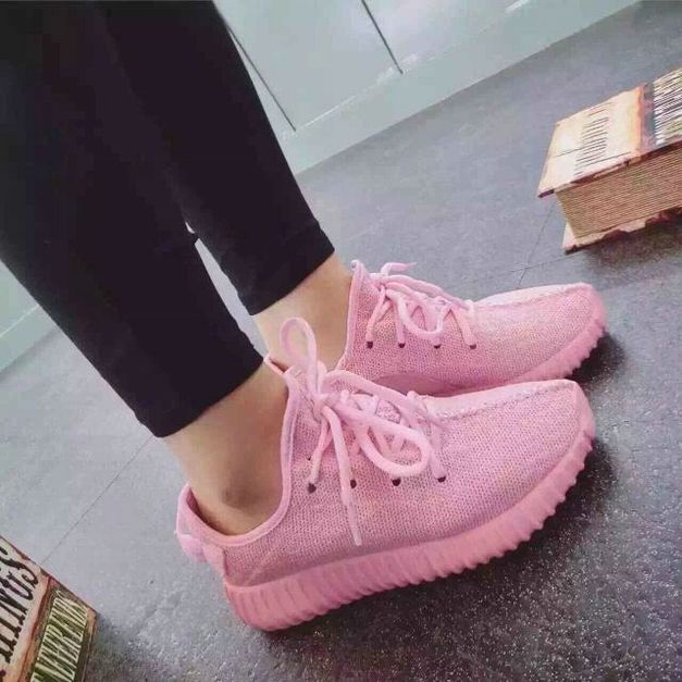 yeezy rosa prezzo