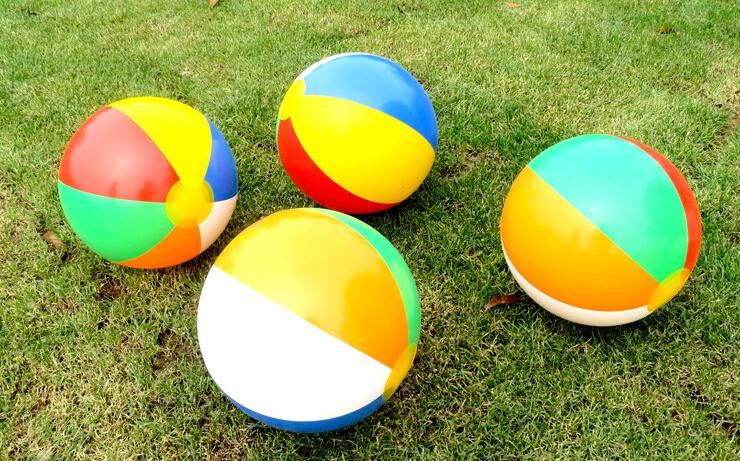 beach balls for sale
