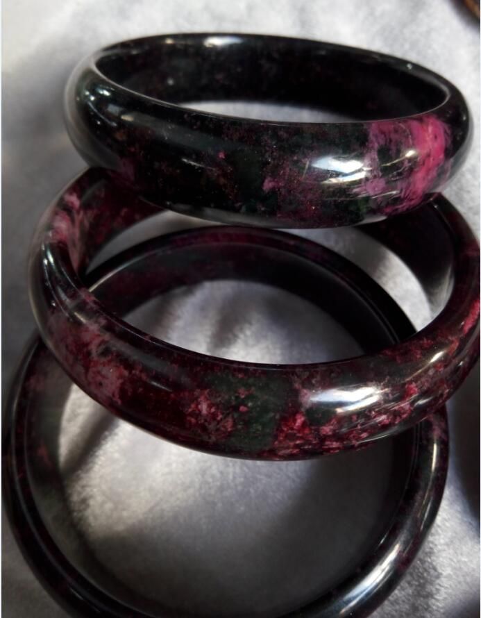jade bangle red