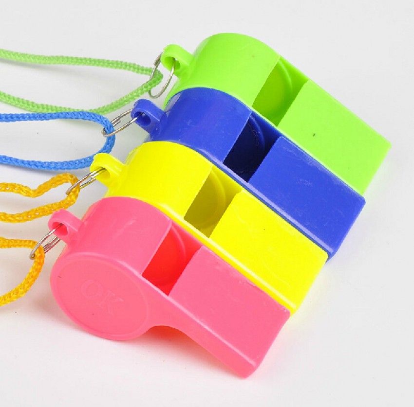 Best New Arrival World Cup Cheerleading Plastic Whistle With Lanyard OK