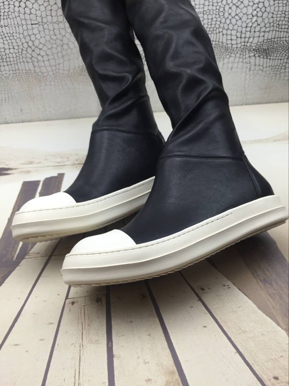 long elastic boots