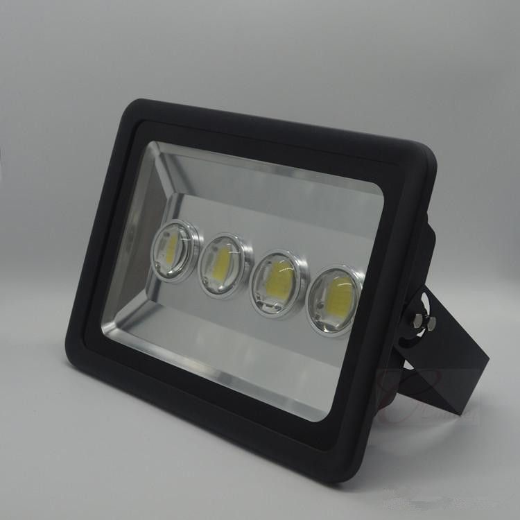Bulk Buy New Brightest Flood Light 4 LED 200W Warm White Wide Beam