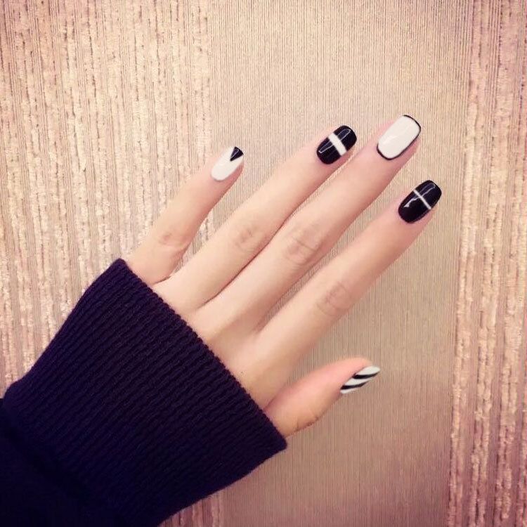 Wholesale- 24pcs/set Simple Black White Line Trending Style Nail Art False Fake Nail Art Tips Stickers With GLUE Wholesale Simple Black White Line Trending Style Nail Art False Fake Nail Art Tips Stickers With GLUE Nail Shop Nail Stickers From Xingceng, $33.3| DHgate. - Wholesale- 24pcs/set Simple Black White Line Trending Style Nail Art False Fake Nail Art Tips Stickers With GLUE