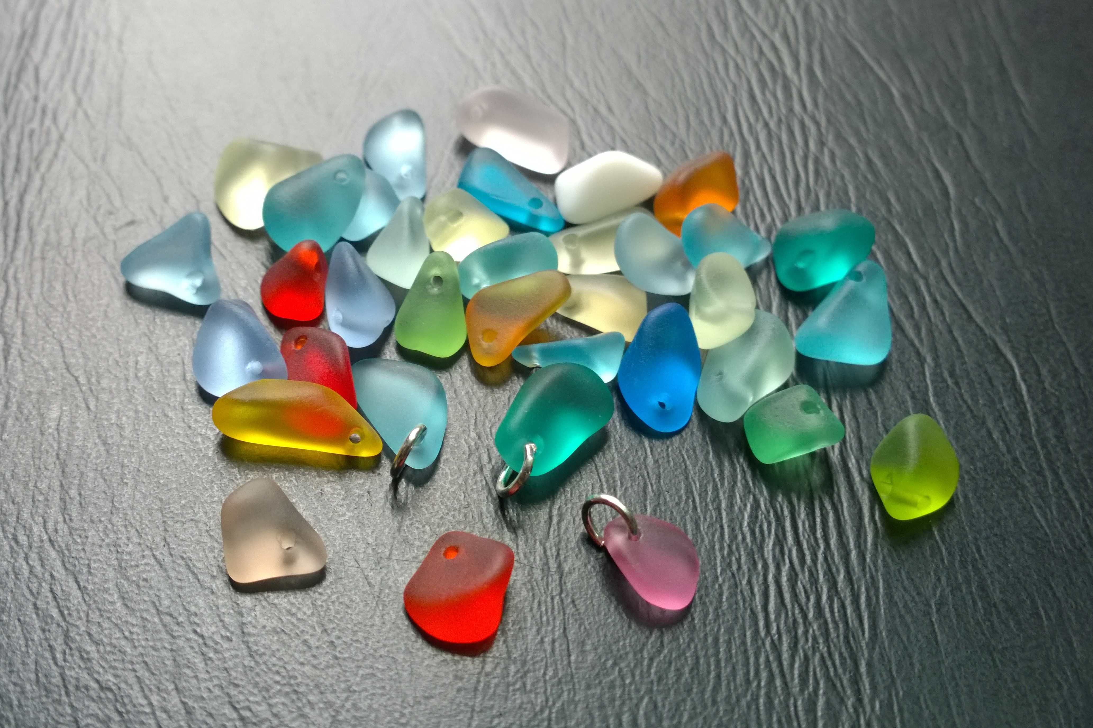 2020 Bulk Mini Beach Sea Glass Drilled Beads Jewelry Bracelet Charm 
