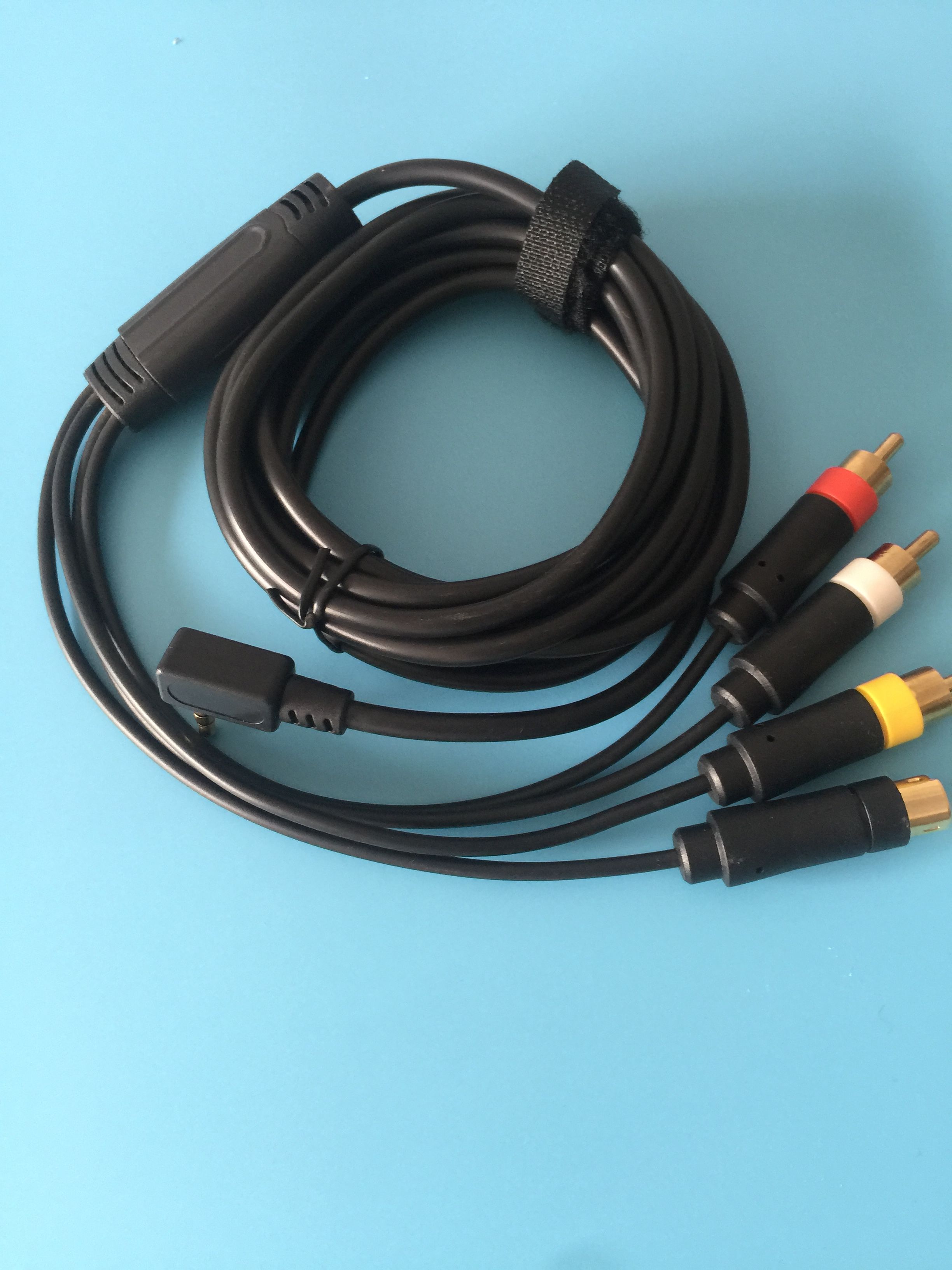 High Quality Psp 2000 3000 S Av Cable Umd Game Playing And Movie