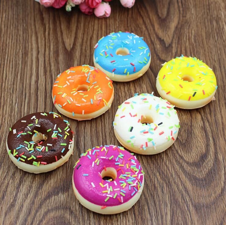 groa handel squishy mini donut schokolade sua e rolle langsam groa handel squishy mini donut schokolade sua e rolle langsam steigende spielzeug simulation food decor zufallige farbe squishy modell brot donut kinder