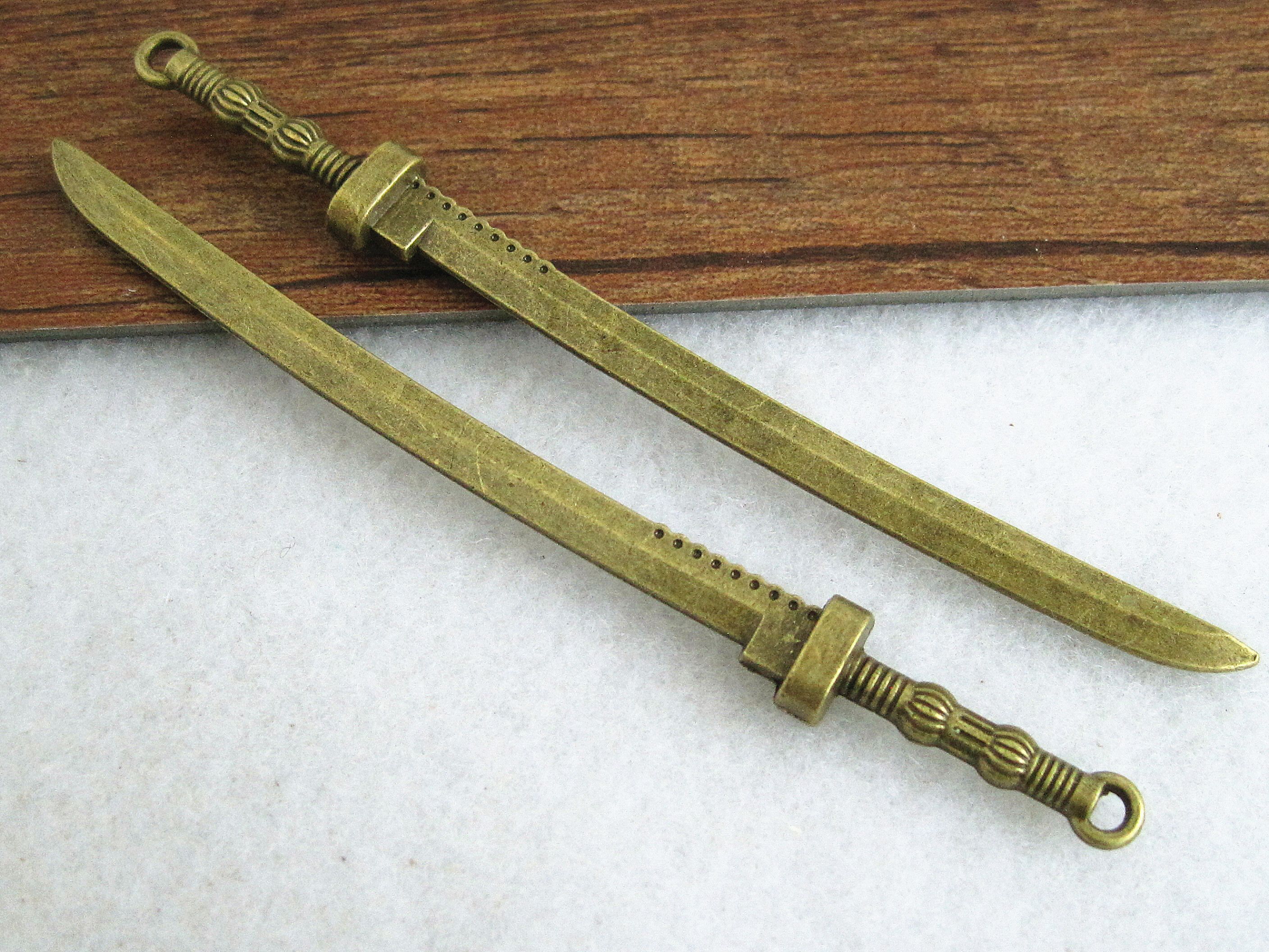 2018 10x108mm Antique Bronze Sword Charms , Alloy Sword Charms Setting