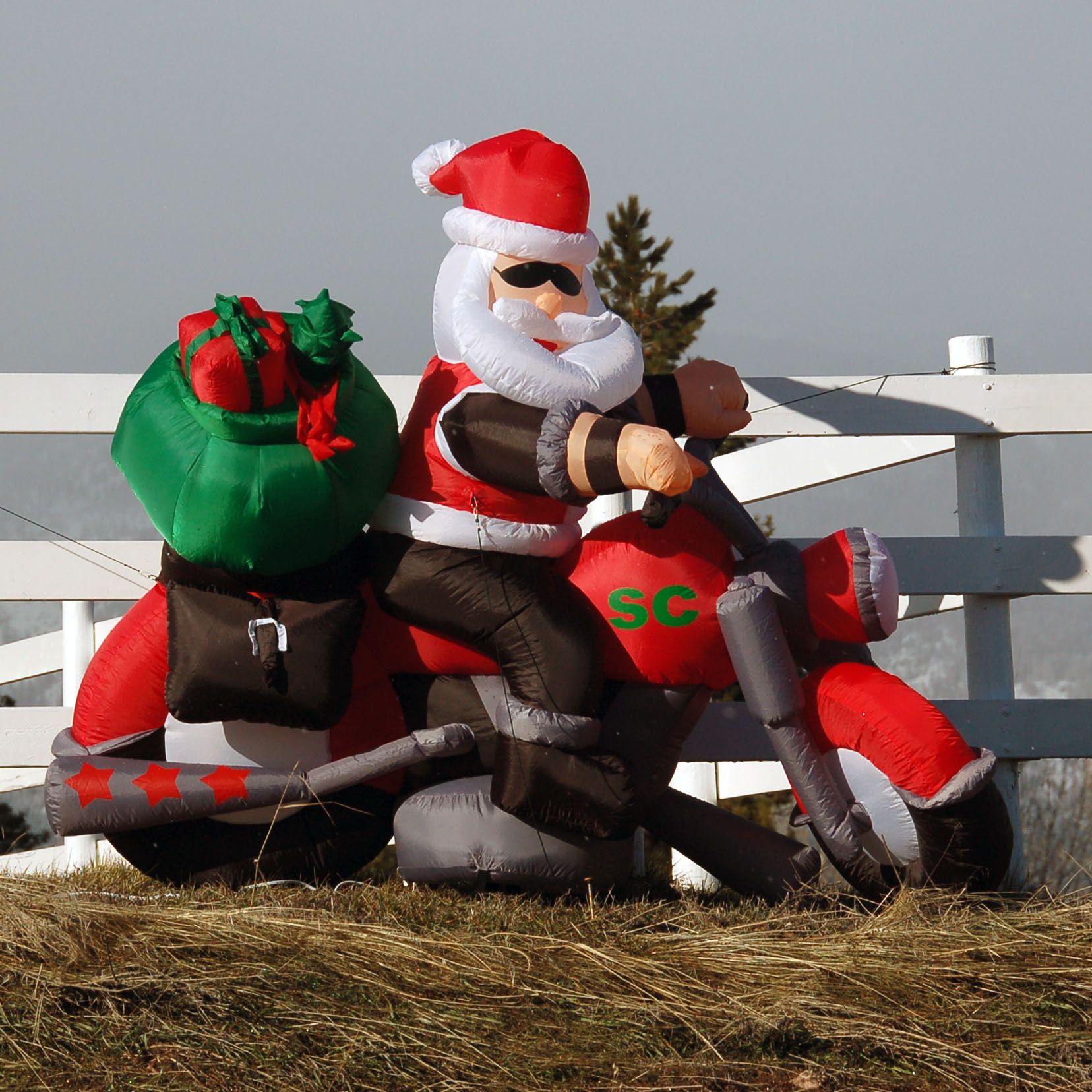 best-selling-inflatable-christmas-decoration.jpg