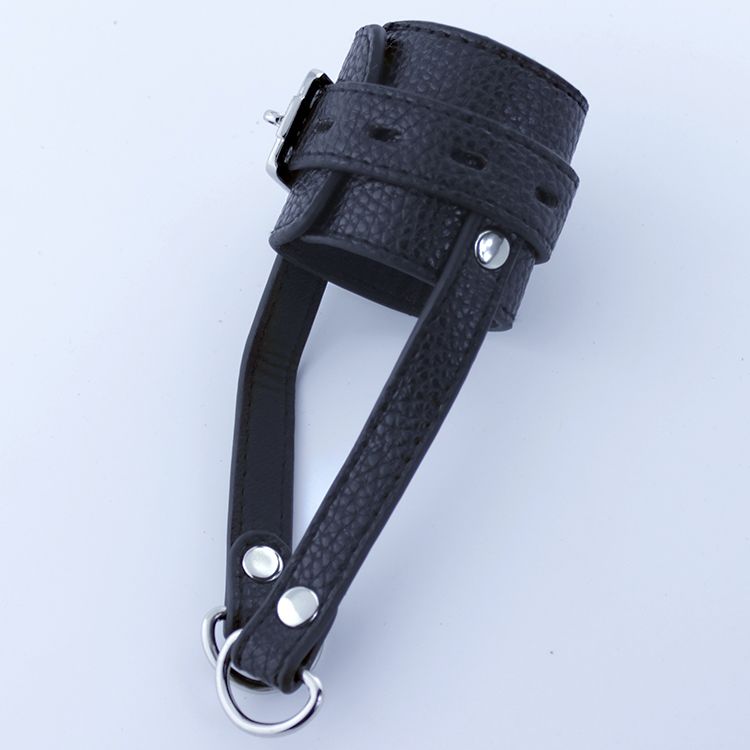 Adjustable Leather Testicles Stretch Ring Ball Stretcher With A Metal Ring For Weight Training