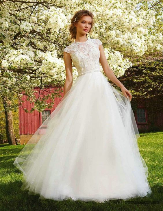 Discount A Line Modest Wedding Dresses Short Sleeves Tulle Skirt 2016 ...