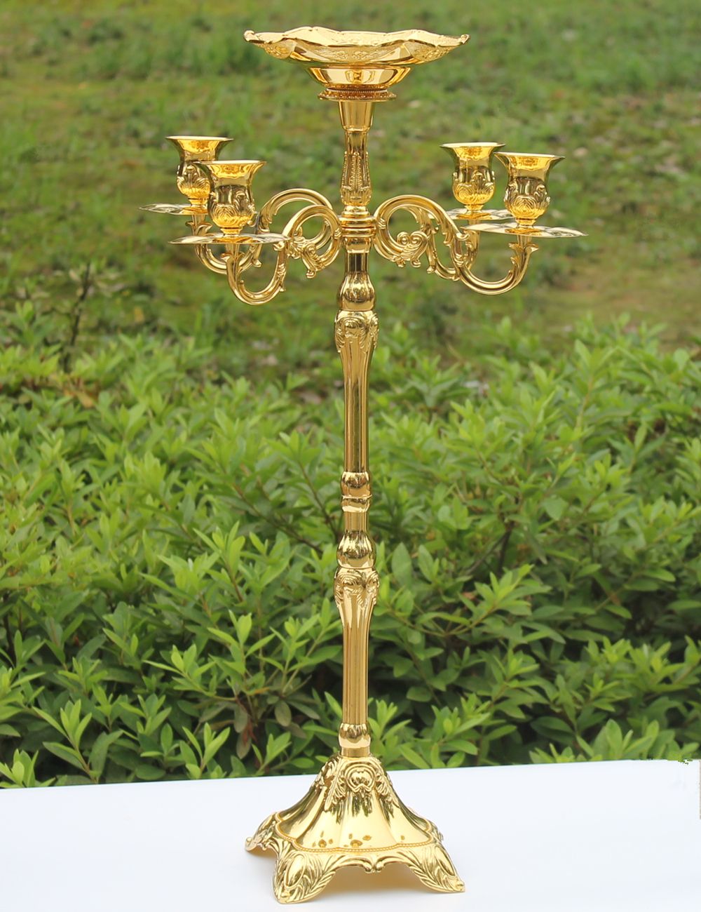 Hot Selling 65cm Gold Finish Candelabra With Flower Bowl,5 Arms Weddings Event Candle Holder