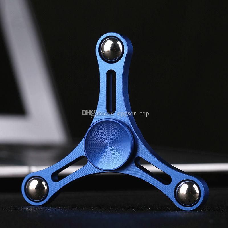 Newest Eiffel Tower Handspinner Metal Tri Spinner Fid Toys 3 Arms